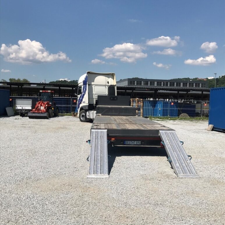 Tieflader-2-773x1030