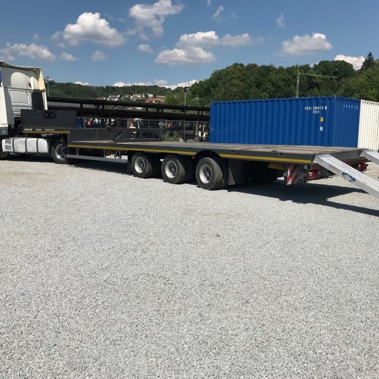 Tieflader-3-1030x773