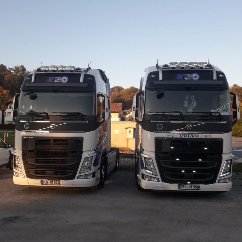 Zugmaschine-1-773x1030